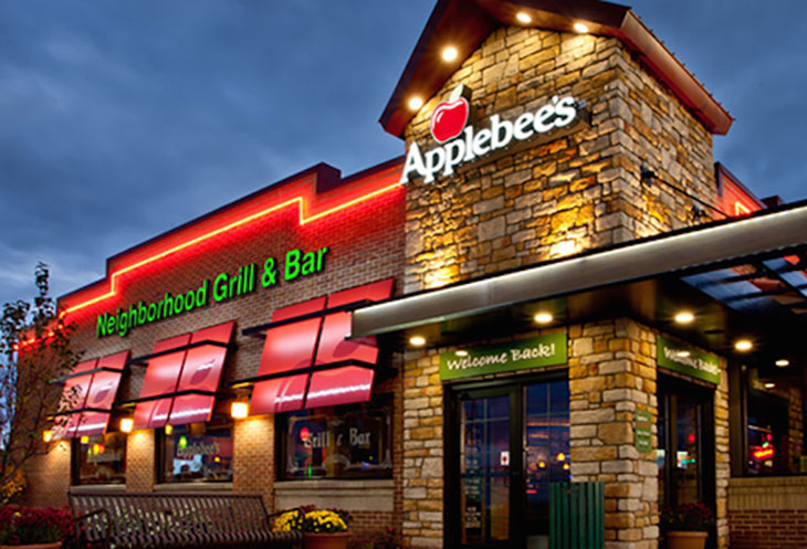 local-dad-generously-tips-15-at-applebee-s-classic-dad